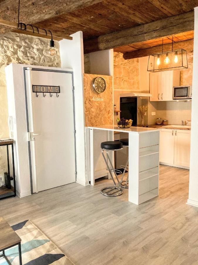 Immeuble 3 Apparts Centre Historique St Gilles Maisoncarreeconciergerie Saint-Gilles  Dış mekan fotoğraf