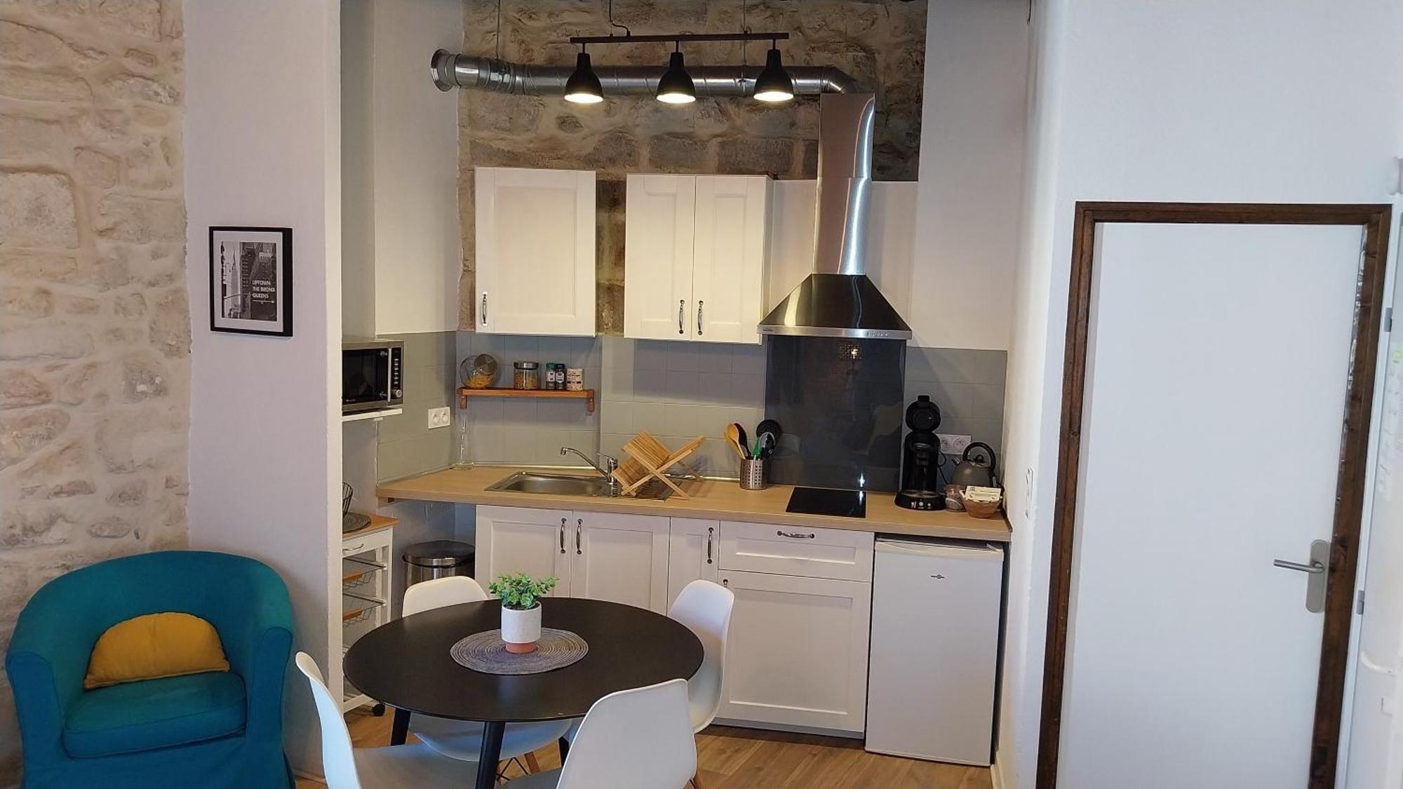 Immeuble 3 Apparts Centre Historique St Gilles Maisoncarreeconciergerie Saint-Gilles  Dış mekan fotoğraf