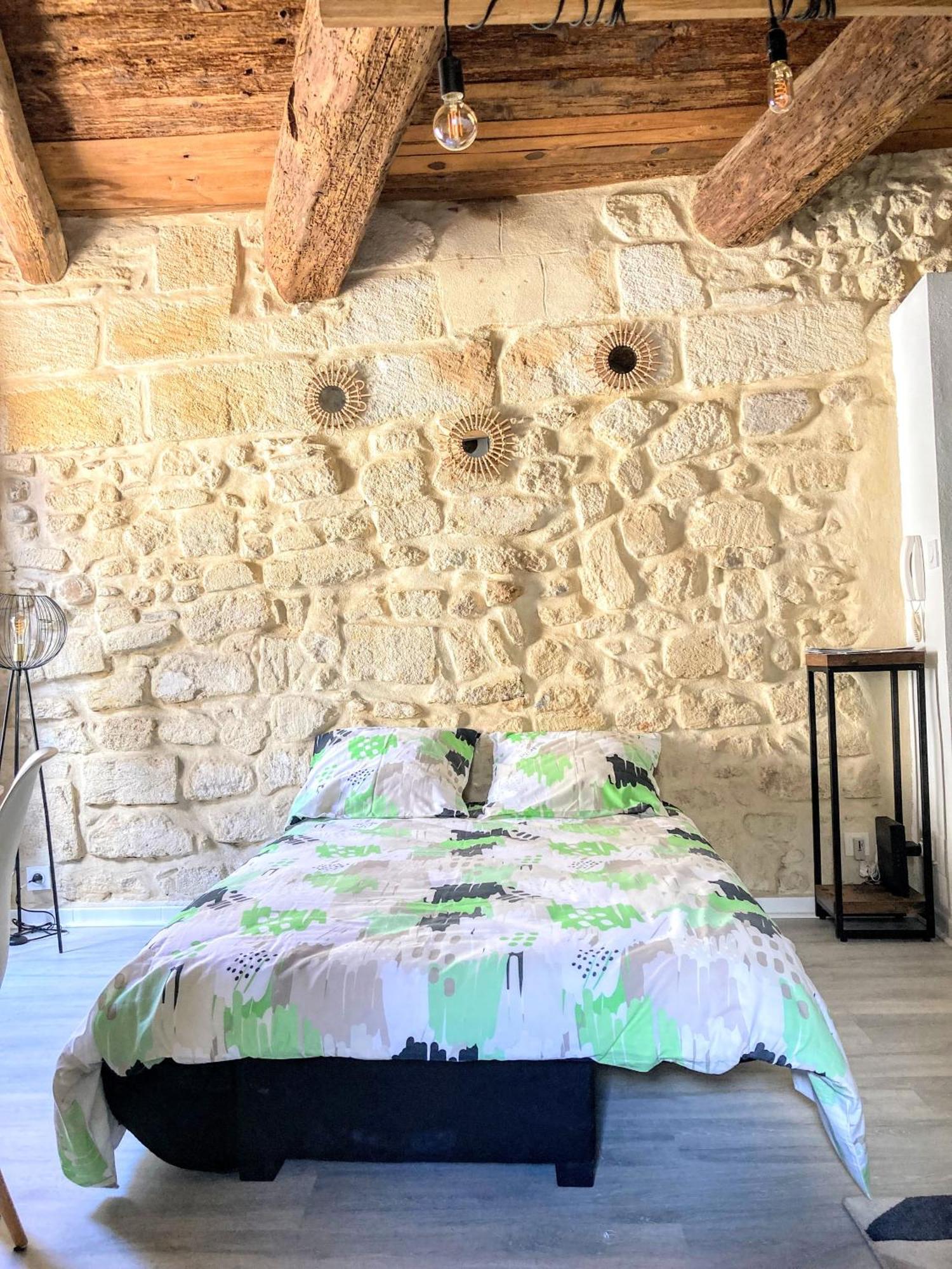 Immeuble 3 Apparts Centre Historique St Gilles Maisoncarreeconciergerie Saint-Gilles  Dış mekan fotoğraf
