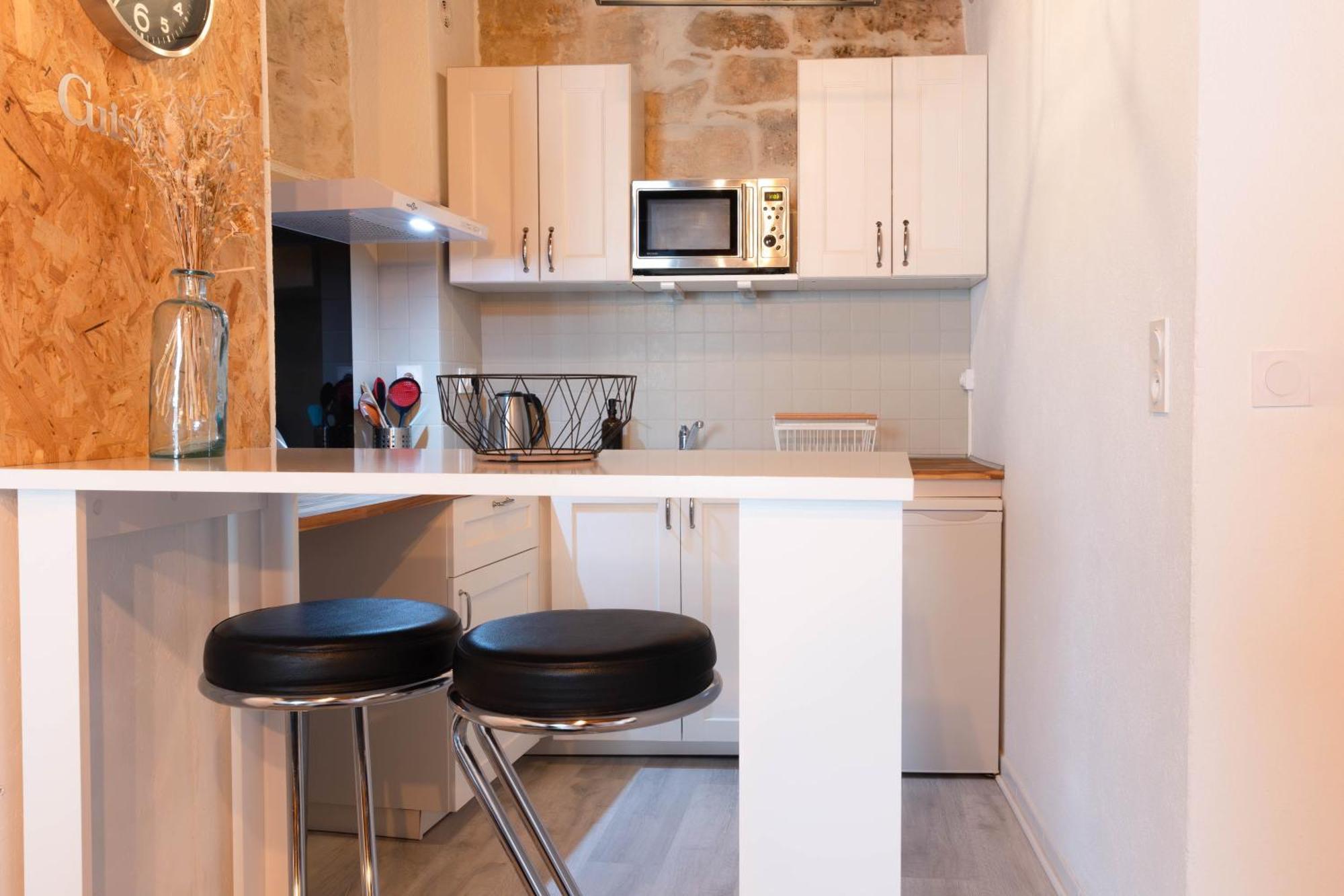 Immeuble 3 Apparts Centre Historique St Gilles Maisoncarreeconciergerie Saint-Gilles  Dış mekan fotoğraf