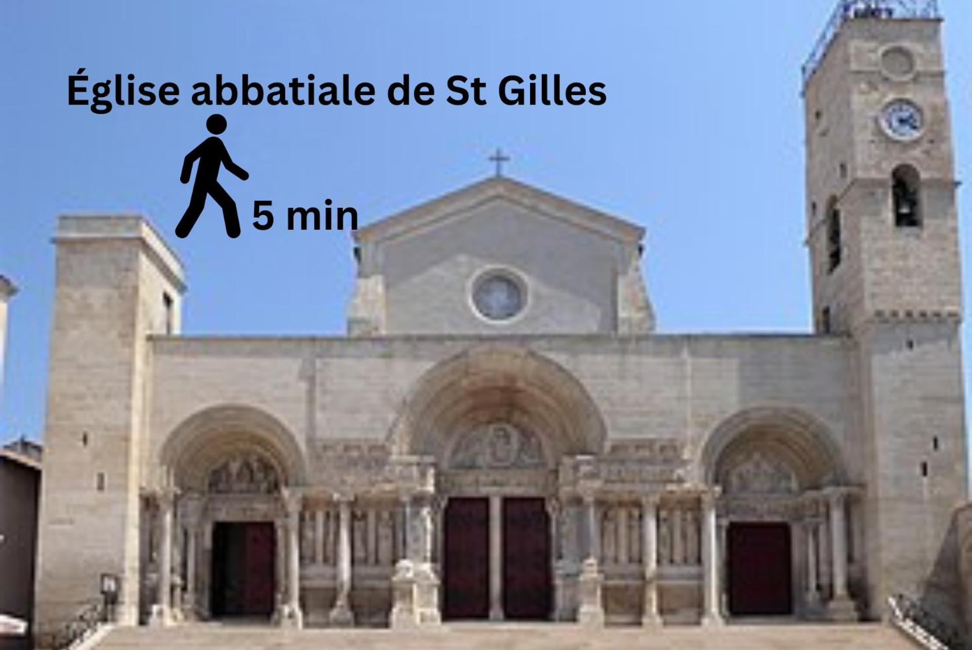 Immeuble 3 Apparts Centre Historique St Gilles Maisoncarreeconciergerie Saint-Gilles  Dış mekan fotoğraf